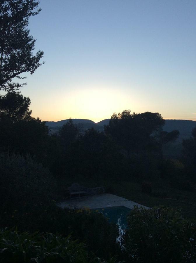 Le Mas Amore Bed and Breakfast Gassin Esterno foto