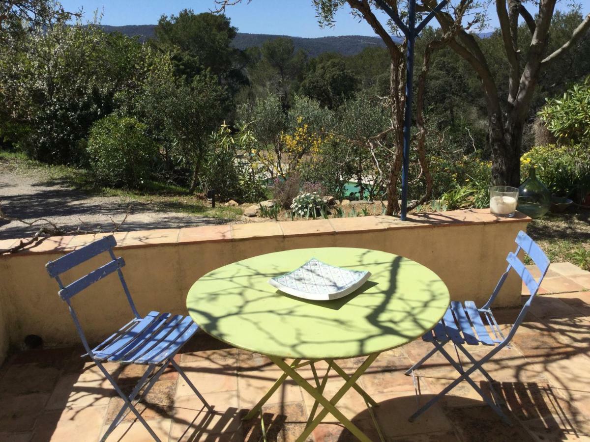 Le Mas Amore Bed and Breakfast Gassin Esterno foto