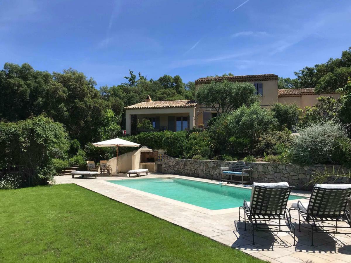 Le Mas Amore Bed and Breakfast Gassin Esterno foto
