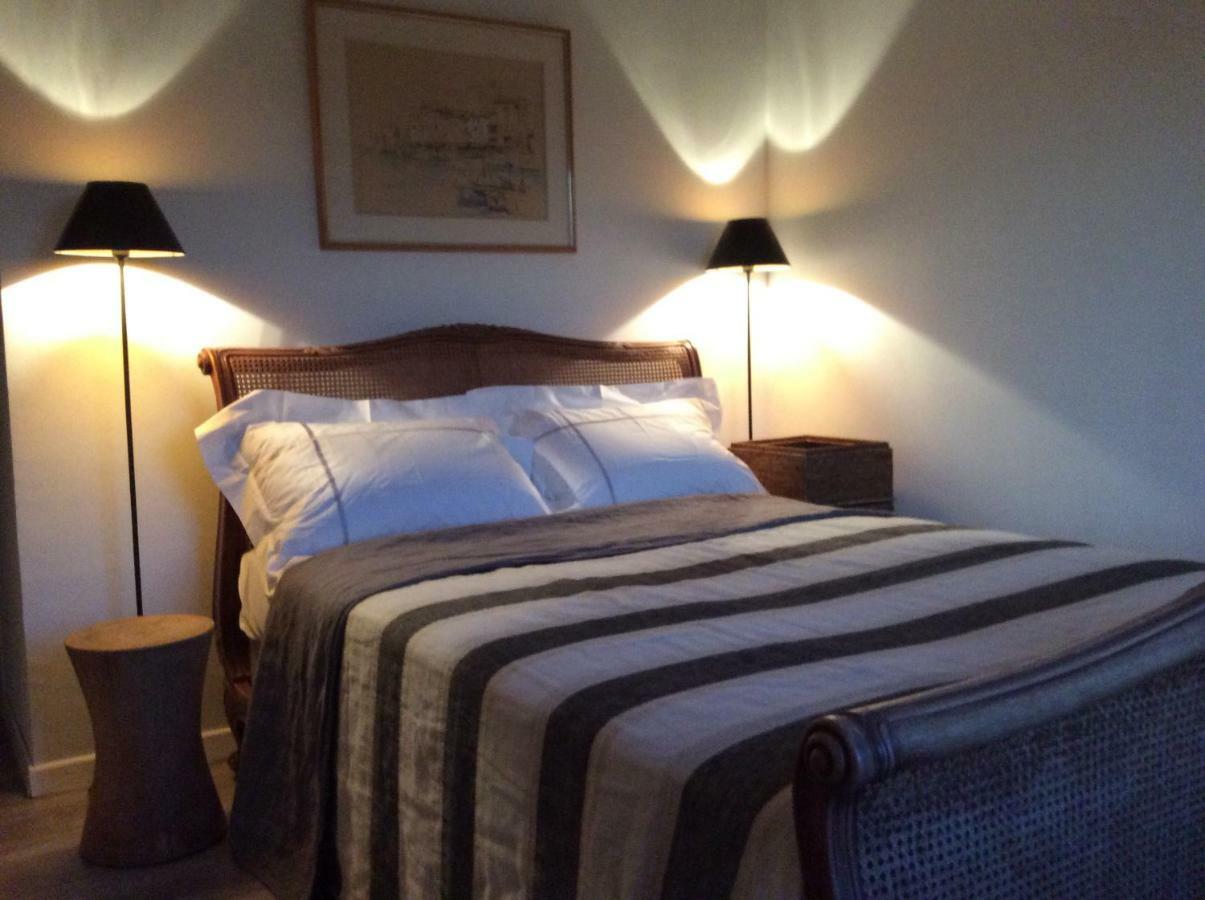 Le Mas Amore Bed and Breakfast Gassin Esterno foto
