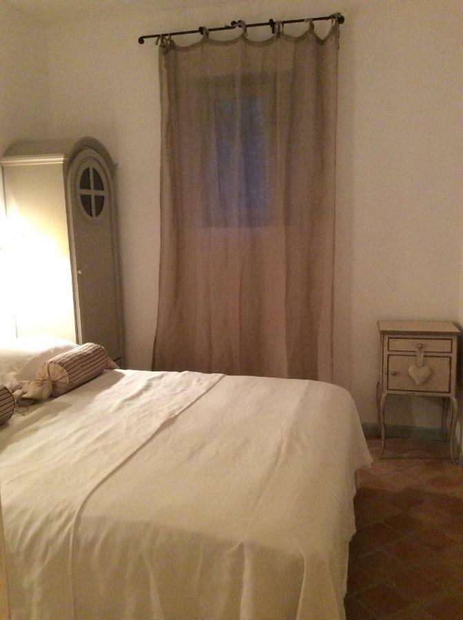 Le Mas Amore Bed and Breakfast Gassin Esterno foto
